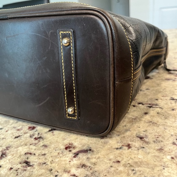 Dooney & Bourke Denison Logo Lock Shoulder Bag - Picture 11 of 15